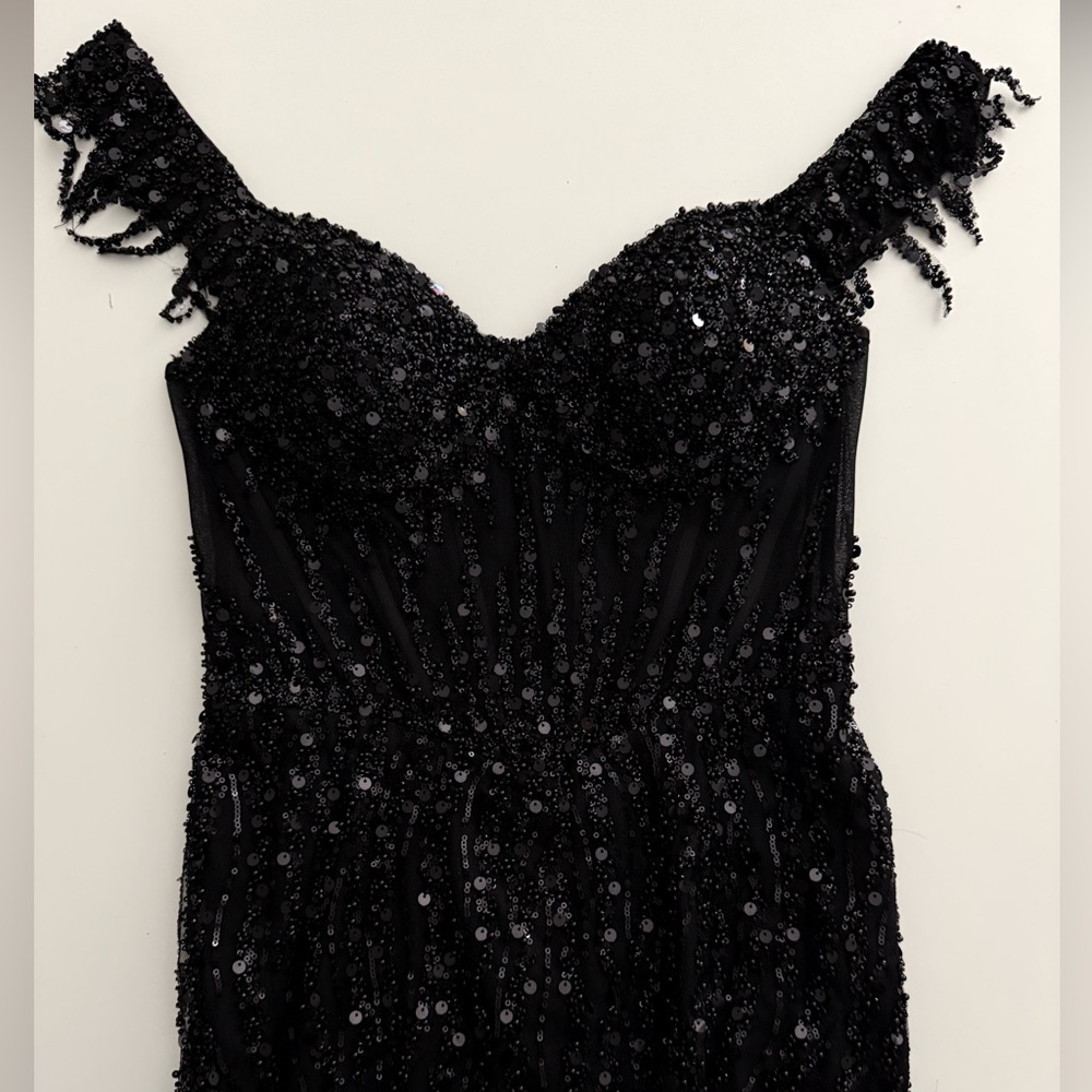 Stunning Off-Shoulder Black Sequin Black Dress Size M (Like a 6) Worn Only Once.